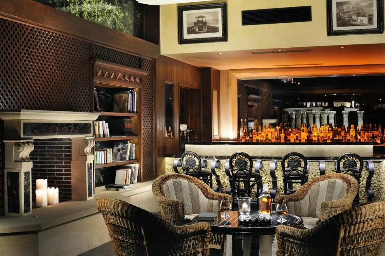 ROYALOLMPIC_SHABAVIZ (8).jpg